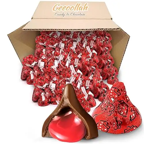 HersheysKisses Chocolate Dipped Strawberry 1lb and 2 Oz Pack of Chocolate Covered Strawberry Treats With Creamy Milk Chocolate for Easter Baskets